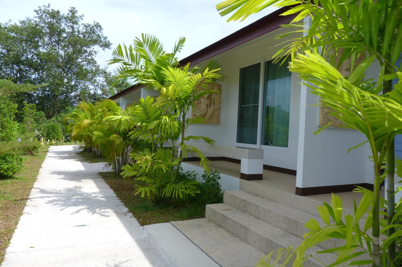 Chaiyo Resort Phuket Exterior photo